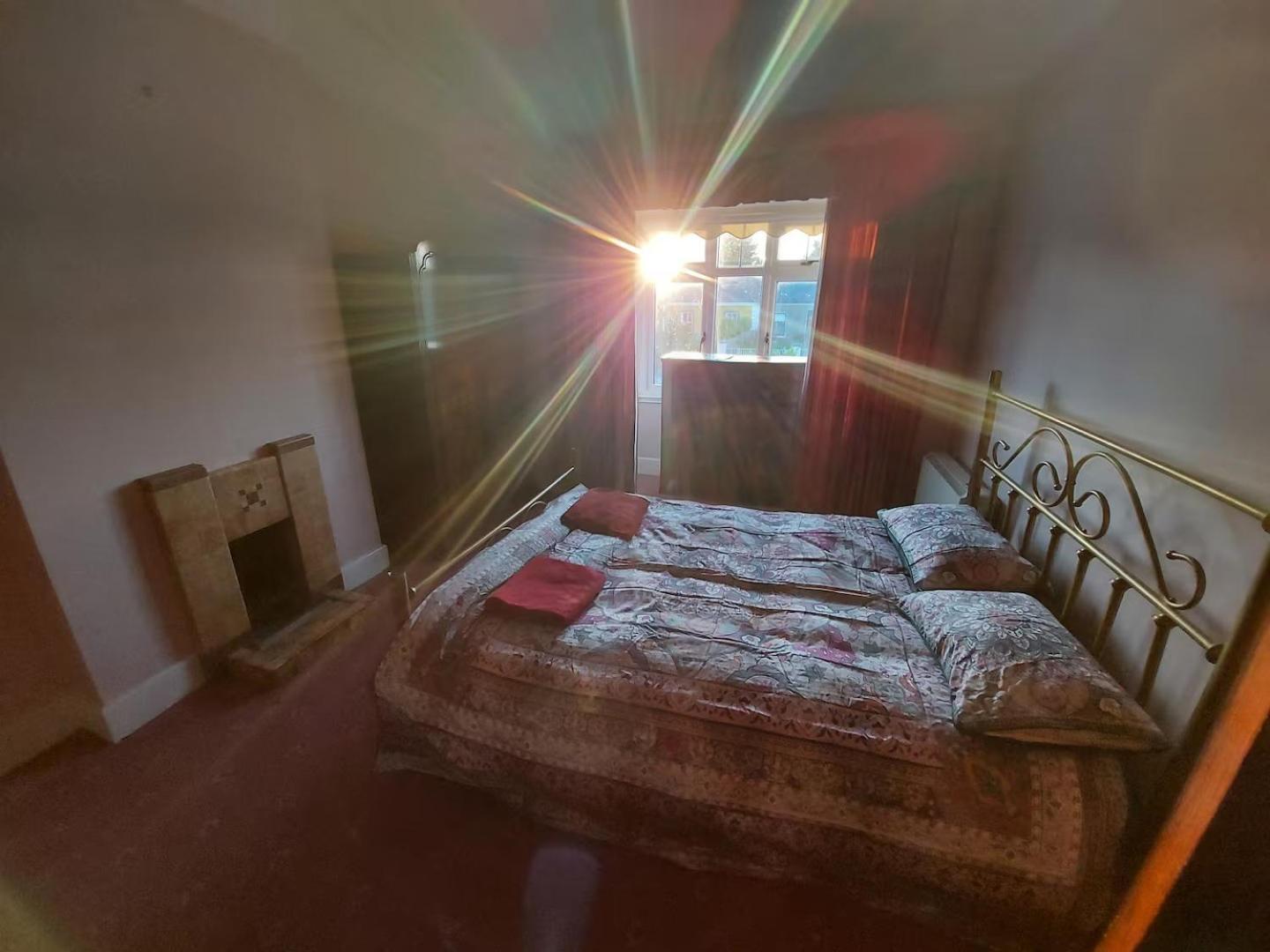 Sunbury House Retreat In
